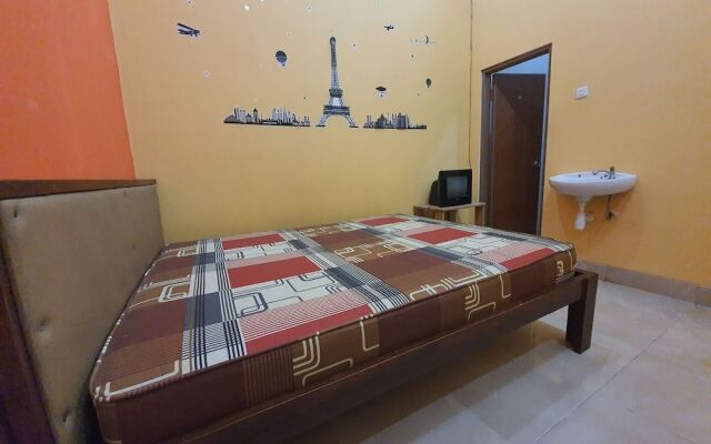 OYO 2000 Dago Asri Guesthouse