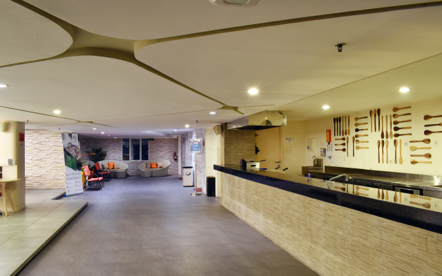 HARRIS Hotel & Conventions Ciumbuleuit Bandung