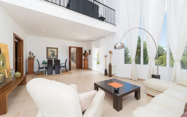 Talaiot 25 in Inca With 4 Bedrooms and 3 Bathrooms