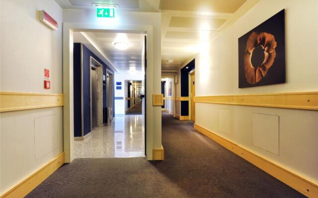 Bes Hotel Bergamo West