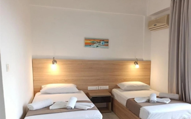 Sotirakis Hotel Studios