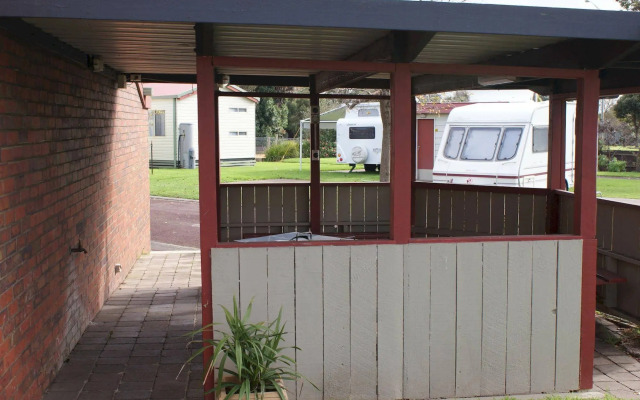 Warrnambool Motel and Holiday Park