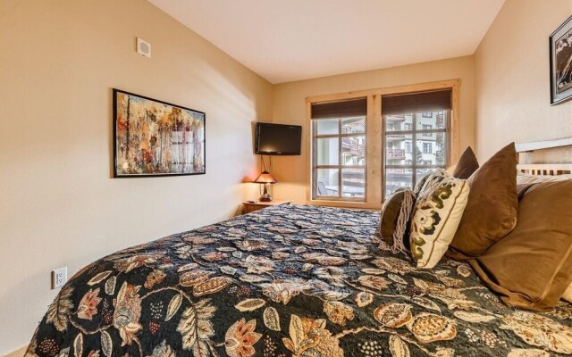 Passage Point  311 1 Bedroom Condo by RedAwning