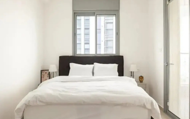 Fresh 3BR APT 32 Floor See View Tower