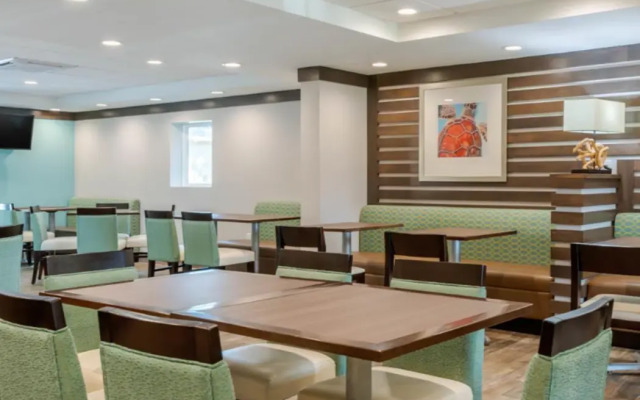 Seafarer Inn & Suites, Ascend Hotel Collection