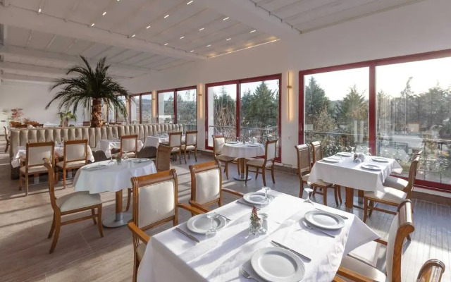Bonjur Hotel Thermal & Wellness Club