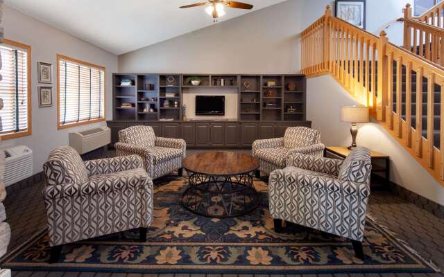 AmericInn by Wyndham Northfield