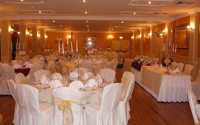 Dooly's Hotel