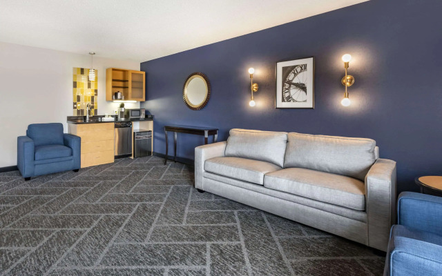 Cambria Hotel Minneapolis Maple Grove