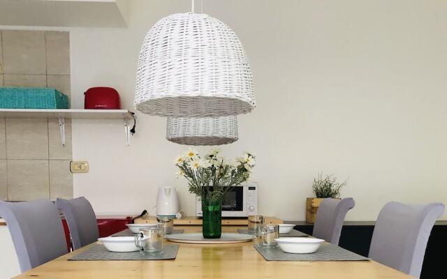 Warm comfortable house great location