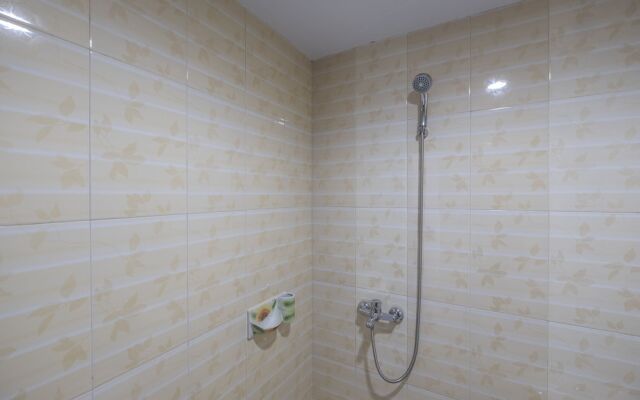 OYO 1633 Hotel Darma Nusantara 3