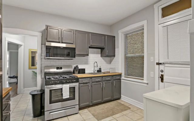 Radiant 2BR - Springfield 04-2