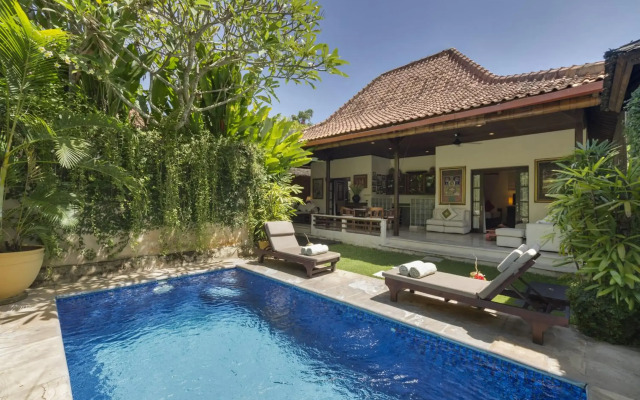 Villa Eight