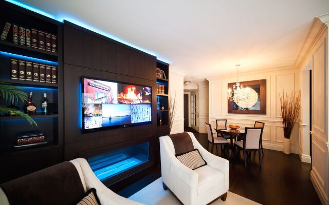 Sky Suites Yorkville