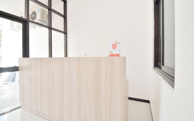 Rungkut Mejoyo Selatan by OYO Rooms