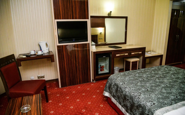 Gondol Hotel