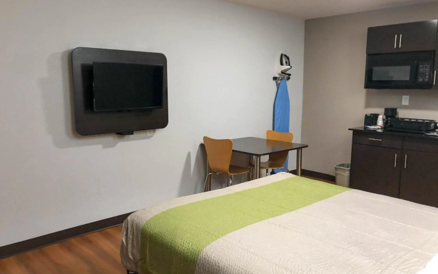 Motel 6 Wichita, KS