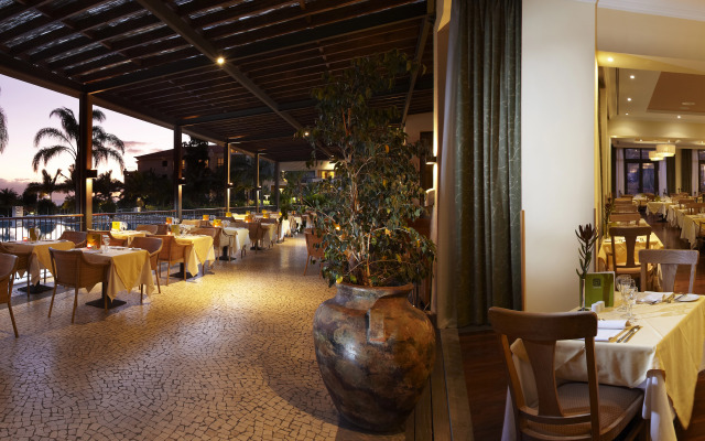 Suite Hotel Eden Mar