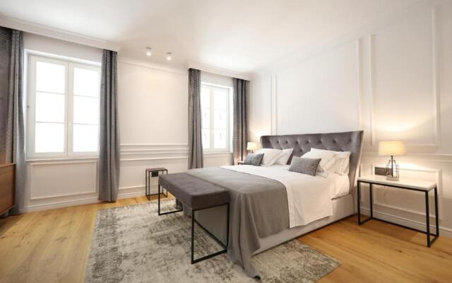 Greta Residence