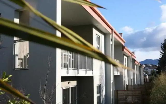 Wanaka Edge Suites