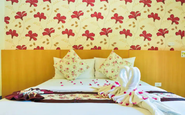 The Orange City Resort