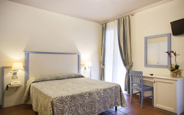 Blu Hotel Laconia Village