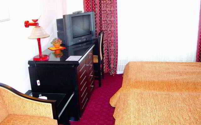 Petrol Company Hotel