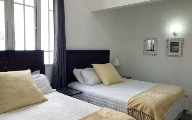 Casa Blanca in the Heart of Miramar