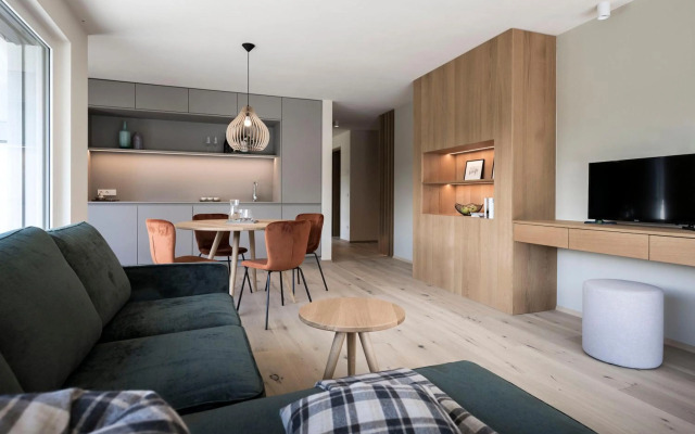 Astor Apartments&Suites