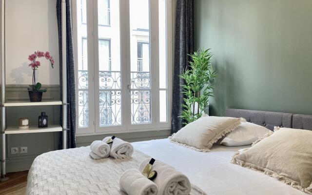 1594B - Eiffel Tower - Superb apartment