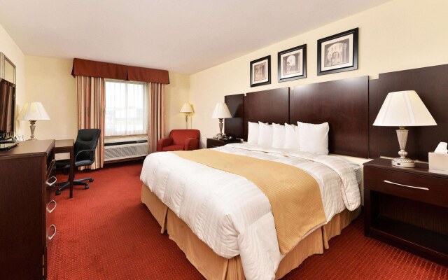 Executive Inn & Suites