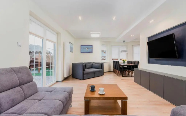 Holiday House Mewa by Renters