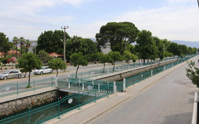 Otel Eroglu
