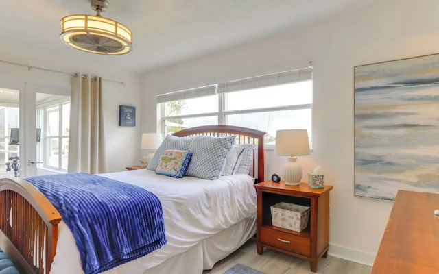 Stunning Palmetto Home w/ Boat Dock & Kayaks!