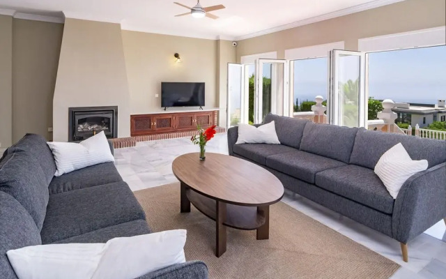 PCH23 - Spacious villa with amazing views