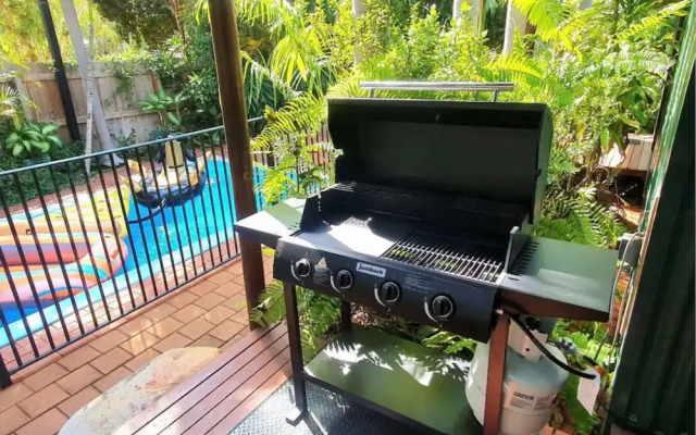 Villa within walking distance of cable