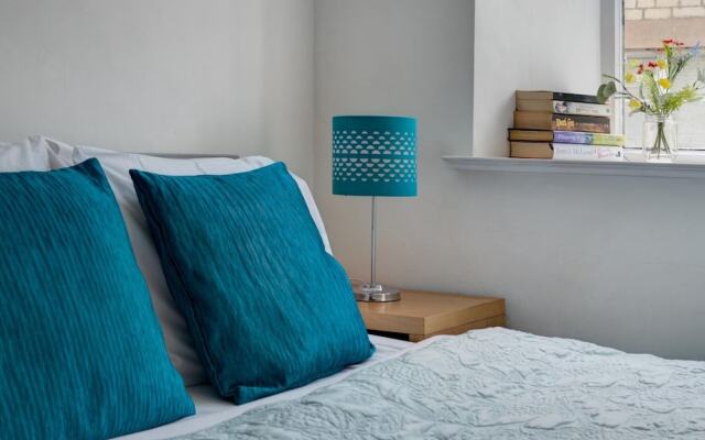 The Shop Cotswold Apartment Sleeps 2