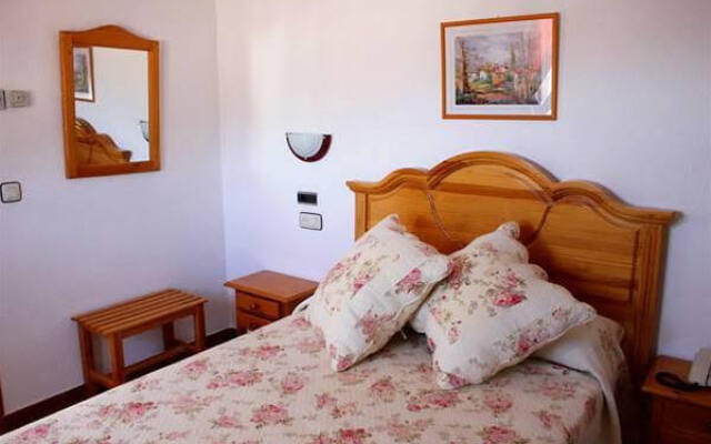 Hotel Puerta del Parque