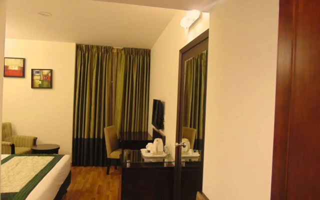 Tavisha Hotel