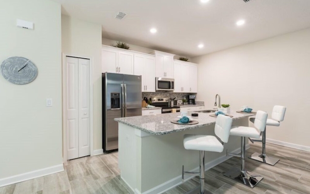 4BR 3BA ChampionsGate Townhouse