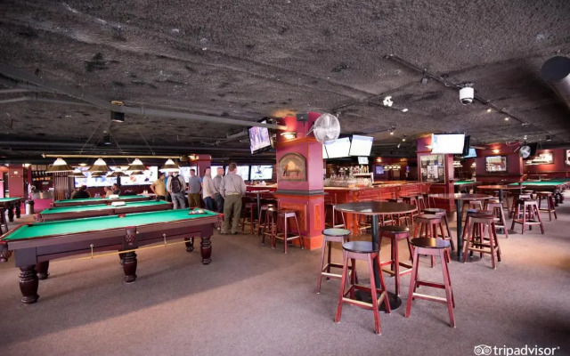 The Business Inn