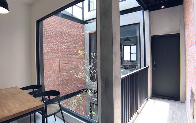 The Gatsby Apartment