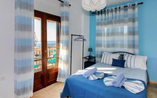 Maras Marinas Home open all year