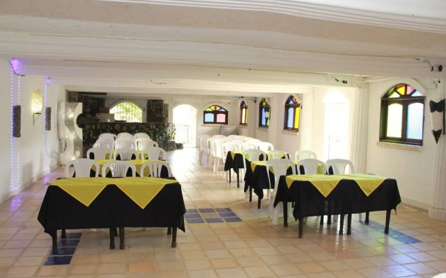 Hotel Hacienda Casa Blanca