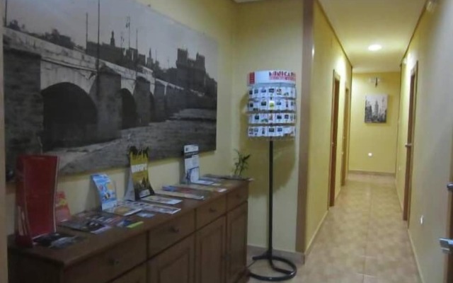 Hostal Abastos