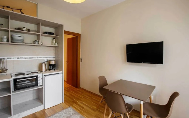 Evel's Home Suites