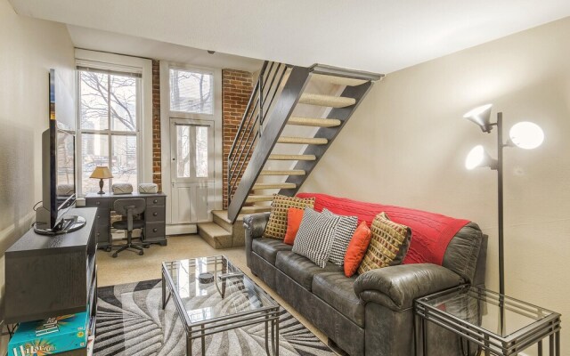 Downtown Five Points Sleeps 4