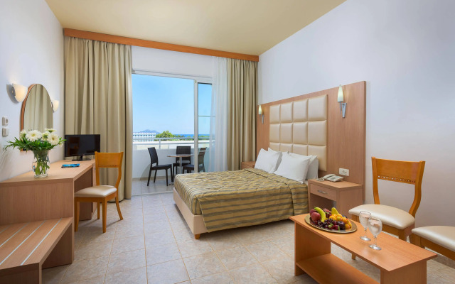 Memphis Beach Hotel