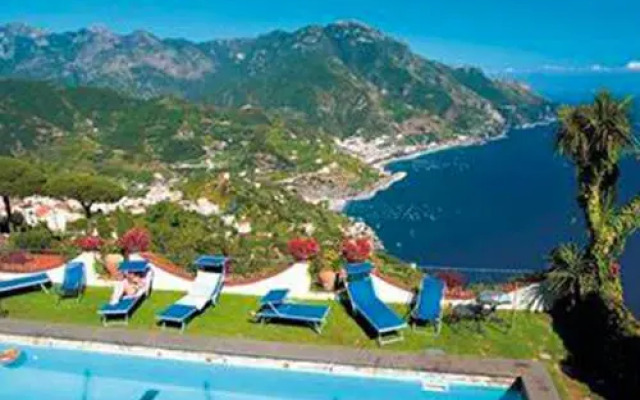 La Casarella seaview apartments