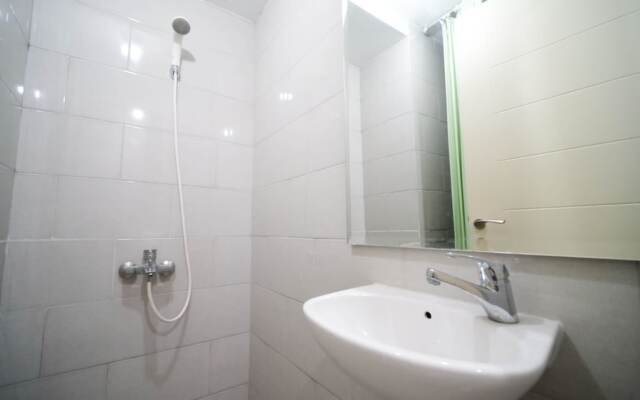 Nice And Comfy Studio At Supermall Mansion Apartment